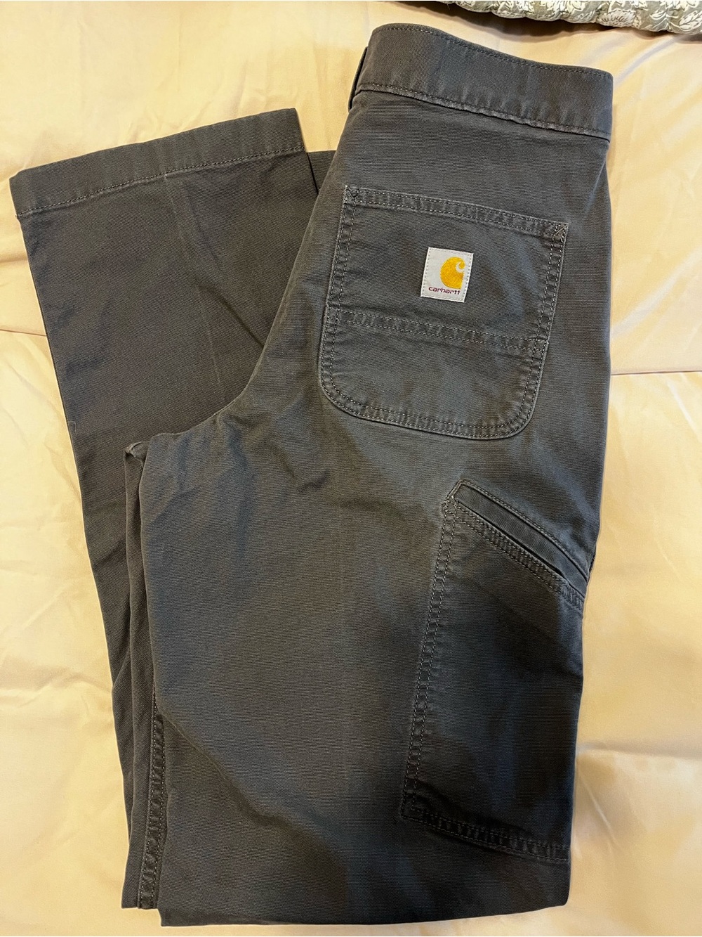 Carhartt Men’s Relaxed Fit work pants - Charcoal